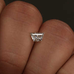 Diamant de laboratoire de 1.05 carats de taille trapézoïdale cultivé CVD EF couleur remplie laboratoire créé diamant pierre en vrac pour des bijoux exquis - Product Image 5