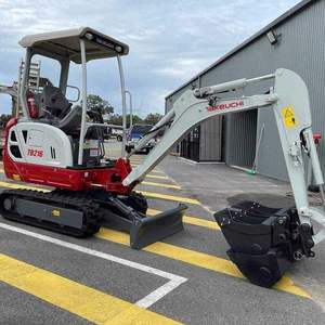 Mini-excavatrice sur chenilles Takeuchi TB225 de 3,5 tonnes, occasion neuve, avec pompe KYB, moteur Bosch Rexroth, moment de charge élevé - Product Image 6