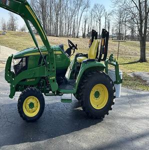 Tracteurs agricoles John Deeree 3039R de qualité disponibles en stock à vendre, livraison rapide et prix abordable de seconde main - Product Image 1