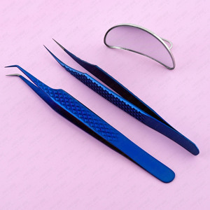 Pince à épiler d'extension de cils à pointe de fibre pince à épiler à 45 degrés pince à épiler légère à courbe de lune antidérapante pour la séparation des cils - Product Image 1