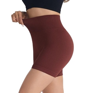 Fabricants de shorts de sport de haute qualité pour femmes, vêtements de sport personnalisés, shorts de fitness, de course, de yoga et de cyclisme pour femmes. - Product Image 1