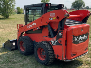 รถตักล้อยาง Kubota SSV75 เครื่องยนต์ดีเซล ปั๊ม PLC มอเตอร์ ประสิทธิภาพสูง เครื่องจักรก่อสร้าง สภาพดี พร้อมส่ง - Product Image 4
