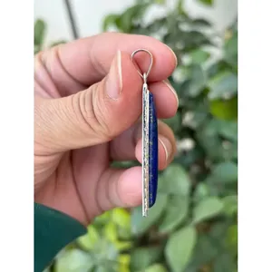 Colgante de Plata 925 con Lapislázuli, Engaste de Bisel Hecho a Mano, Joyería Religiosa con Patrón de Pirámide, Bañado en Rodio, Oro Rosa y Oro. - Product Image 3