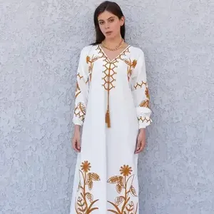 Hot Selling Hand Embroidery Long Kaftan for Women White Wedding Maxi V- neck Long Caftan