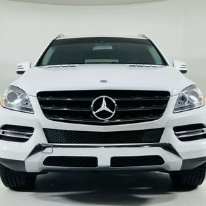 Mercedes-Benz ML 350 4MATIC 2014 / Disponible à la vente avec faible kilométrage, moteur essence, véhicule d'occasion en excellent état, sans accidents, blanc - Product Image 1
