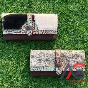 มาใหม่หนังวัวขนหนังแกะสลักผู้หญิงกระเป๋าสตางค์เคสโทรศัพท์มีสไตล์ร้อนขายตะวันตก Turquoise กระเป๋าสตางค์หนังนูน - Product Image 1