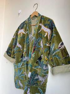 Kimono en velours grande taille vert Jungle imprimé Robe de mariée pour femmes Robe de mariée écologique décontractée pour femmes en velours de coton - Product Image 6