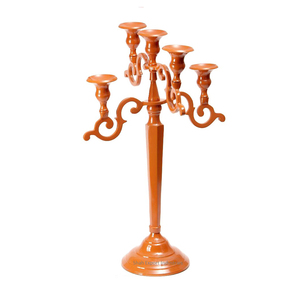 Derniers candélabres décoratifs à 5 bras en métal de couleur orange pour la décoration de mariage et de Noël Candélabres de sol - Product Image 1