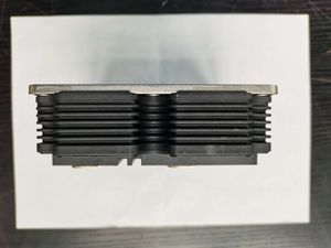 Module IGBT Hitachi Energy 5SNA 0650J450300 HiPak 4500V 650A Traction MVD Wind HVDC FACTs Haute Densité de Puissance Ultra Faible Perte - Product Image 3