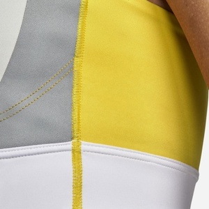 Sujetador deportivo OEM personalizado de verano sin espalda con alto soporte de Spandex/Nylon y tirantes ajustables para cuello y espalda para fitness y running de mujer - Product Image 2