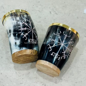 Chope à bière en corne de buffle polie au design unique, style Viking - Product Image 3