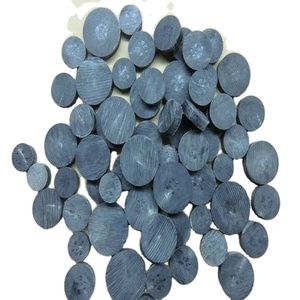 Boutons à tige en corne de buffle de haute qualité de couleur noire naturelle avec logo pour la décoration de vêtements du fabricant indien - Product Image 2