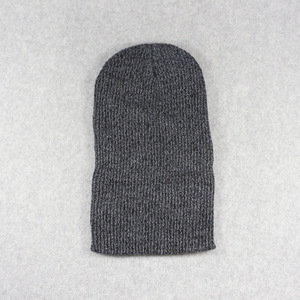 หมวกบีนนี่ถักไหมพรมแบบหนา สไตล์สลัชชี่ ออกแบบและปักโลโก้ได้ตามต้องการ สำหรับทุกเพศ - Product Image 4