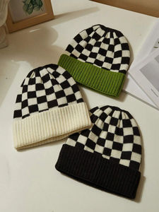 Gorro de Punto Personalizado de Fabricante, Unisex, Invierno 2025, Cálido, Forrado de Lana, Moderno, Grueso, de Jacquard - Product Image 2