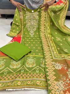 Conjunto de pantalón KurtI elegante, conjunto étnico de moda festiva para mujer, conjunto cómodo KurtI con Dupatta estampado - Product Image 4