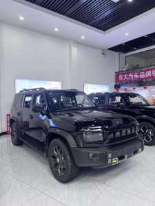 SUV Compacto 2025 Usado, 2.0T Turbo/Aspirado Naturalmente, Caja de Cambios Automática, Asientos de Cuero, Gasolina, Tracción Delantera - Product Image 3