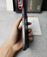 Smartphone de jeu Red Magic 8s Pro Plus 6,8 pouces Octa Core Snapdragon 8 Elite Gen 2 avec refroidissement actif LTE, écran AMOLED 120 Hz, batterie 7000 mAh, charge rapide 120 W