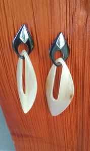 Pendientes de cuerno natural hechos a mano asequibles para mujer, joyería de moda étnica, pendientes de regalo de Navidad - Product Image 2