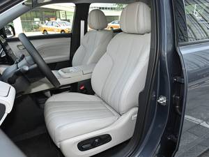 SUV Compacto Eléctrico Usado 2025, Autonomía de Conducción, 5 Puertas, Diseño de 5 Asientos, Transmisión Automática, Práctico, Suministrado desde Japón - Product Image 2