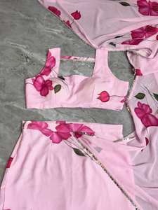 ผ้าซารีสำเร็จรูปเนื้อผ้าจอร์เจตต์เทียมลายพิมพ์ดิจิทัล ตกแต่งระบาย พร้อมผ้าคลุมไหล่สำหรับงานปาร์ตี้สมัยใหม่ - Product Image 6