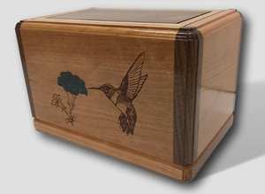 Gravé Epoxy Colibri Cerisier Noyer En Bois Fait À La Main Enterrement Crémation Urne Funéraire - Product Image 2