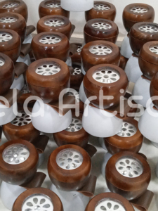 Kefaf en bois à la mode régulier personnalisable | Cadeau de l'Aïd et du Ramadan | Brûleur d'encens abordable pour la relaxation et la purification de l'air - Product Image 6