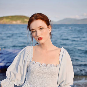 เดรสแม็กซี่สไตล์โบฮีเมียนคลาสสิกสำหรับผู้หญิง สีฟ้าอ่อน คอเหลี่ยม ผ้าลินิน ไซส์พลัส เสื้อผ้าลินินใส่สบาย มีหลายขนาดให้เลือก - Product Image 1