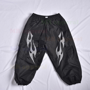 Pantalones de esquí y snowboard de invierno personalizados Pantalones de exterior impermeables y transpirables de diseño holgado clásico - Product Image 1