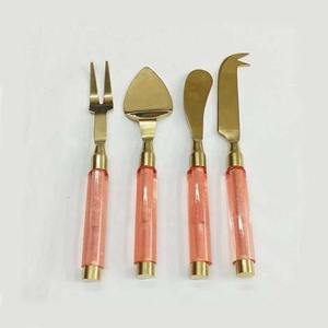 Hermoso mango de mármol negro con hoja pulida mate dorada, juego de rebanadoras de queso, esparcidor de mantequilla - Product Image 6