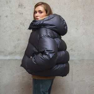 Veste matelassée d'hiver pour femme conçue pour la rétention de la chaleur, construction respirante, protection contre le vent, vêtement supérieur - Product Image 6