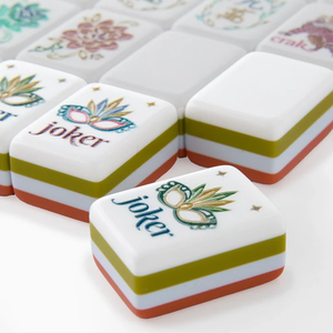 Jeu de Mahjong Américain en Acrylique à 4 Couches Durable, Fabrication Directe d'Usine, avec Plateau en Bois de Noyer - Product Image 5