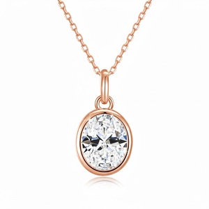 Collier pendentif en moissanite taille ovale 1,00 CT tendance avec sertissage en bezel, argent sterling 925, bijoux délicats et luxueux, cadeau de fiançailles pour femme - Product Image 2
