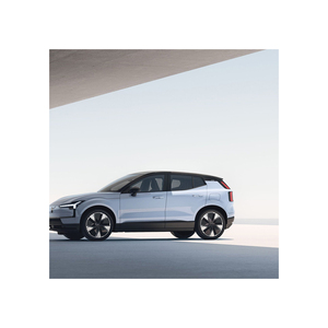 Vol-vo EX30 SUV eléctrico disponible para pedidos al por mayor y compradores al por mayor - Product Image 2