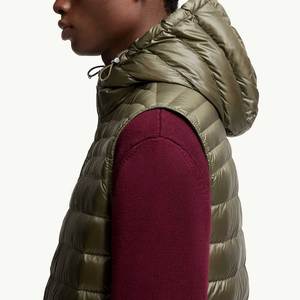 Venta al por mayor OEM hombres acolchado Bodywarmer chaleco sin mangas acolchado al aire libre chaleco cálido invierno Casual ligero moda ropa de trabajo - Product Image 2