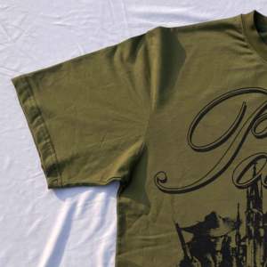 2025 nueva llegada camiseta para hombres Fitness Casual Camiseta cuello redondo Delgado Color sólido Fitness Top manga corta estampado patrón para niños - Product Image 5