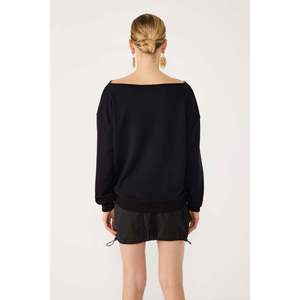 Sweat-shirt à imprimé léopard et imprimé lèvres - Product Image 5