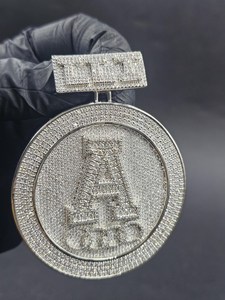 Colgante de Lujo Personalizado con Letra A en Forma Redonda, con Incrustaciones de Moissanita, Plata de Ley 925, para Uso Unisex - Product Image 5
