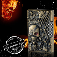 Briquet DEBANG à flamme classique, allumage rapide, design crâne en relief, sécurité, utilisation quotidienne, flamme normale, voyage