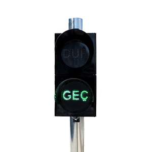 Feux de sécurité routière LED en plastique noir de 200 mm avec protection IP65 - Product Image 3
