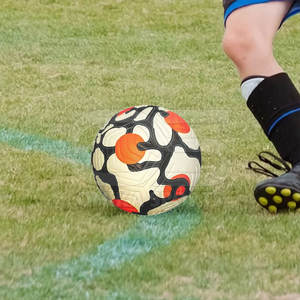 Premium Quality Soccer <b>Ball</b> With <b>Water</b> Resistant Surface Ensuring Long Lasting Match Performance - Product Image 5
