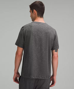 Camiseta de alta calidad Regular Fit 210g algodón hombres camiseta Streetwear hombres logotipo personalizado camiseta Puff estampado camiseta para hombres - Product Image 5