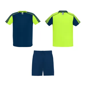 Completo Sportivo Juventus Personalizzato, Merchandising su Misura, T-Shirt Promozionali - Product Image 5
