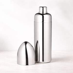 Coctelera de Acero Inoxidable Premium, Diseño Elegante de Bala, Herramienta de Bar a Prueba de Fugas para Bartending Profesional y Uso Doméstico - Product Image 2