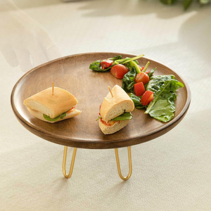 Plateau à gâteaux en bois robuste avec pieds en métal élégants pour servir des gâteaux, des desserts ou des présentoirs de table du Ramadan - Product Image 3