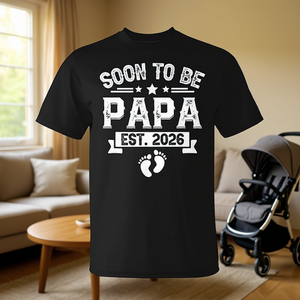 T-shirt promotionnel pour la fête des pères : « Future papa 2026, nouveau papa pour la première fois » - Product Image 3