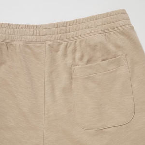 Derniers shorts décontractés pour hommes fabriqués sur mesure avec un design élégant en tissu durable, idéal pour un style de vie actif et décontracté - Product Image 3