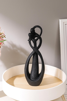 Figurine d'amoureux abstraite et géométrique sculptée à la main en bois naturel, écologique, durable, style Art déco, décoration de table pour la maison