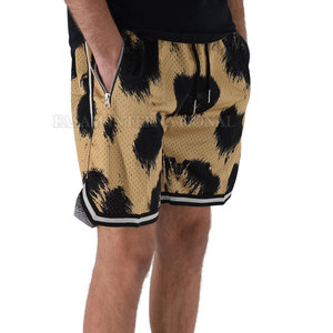 Shorts en maille respirante en polyester pour adulte, style unique, sublimation. - Product Image 3