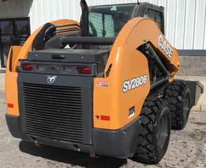 Chargeuse compacte SV280B d'occasion Feux de nivellement automatique à haute intensité Porte arrière 68 HP net-Heures extrêmement basses Levage vertical 1 voie - Product Image 5