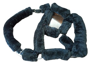 Cabestro de nailon de caballo negro personalizable con accesorios de Metal de piel de oveja, cuerda de buen ajuste, Material de cuero, logotipo personalizado - Product Image 2